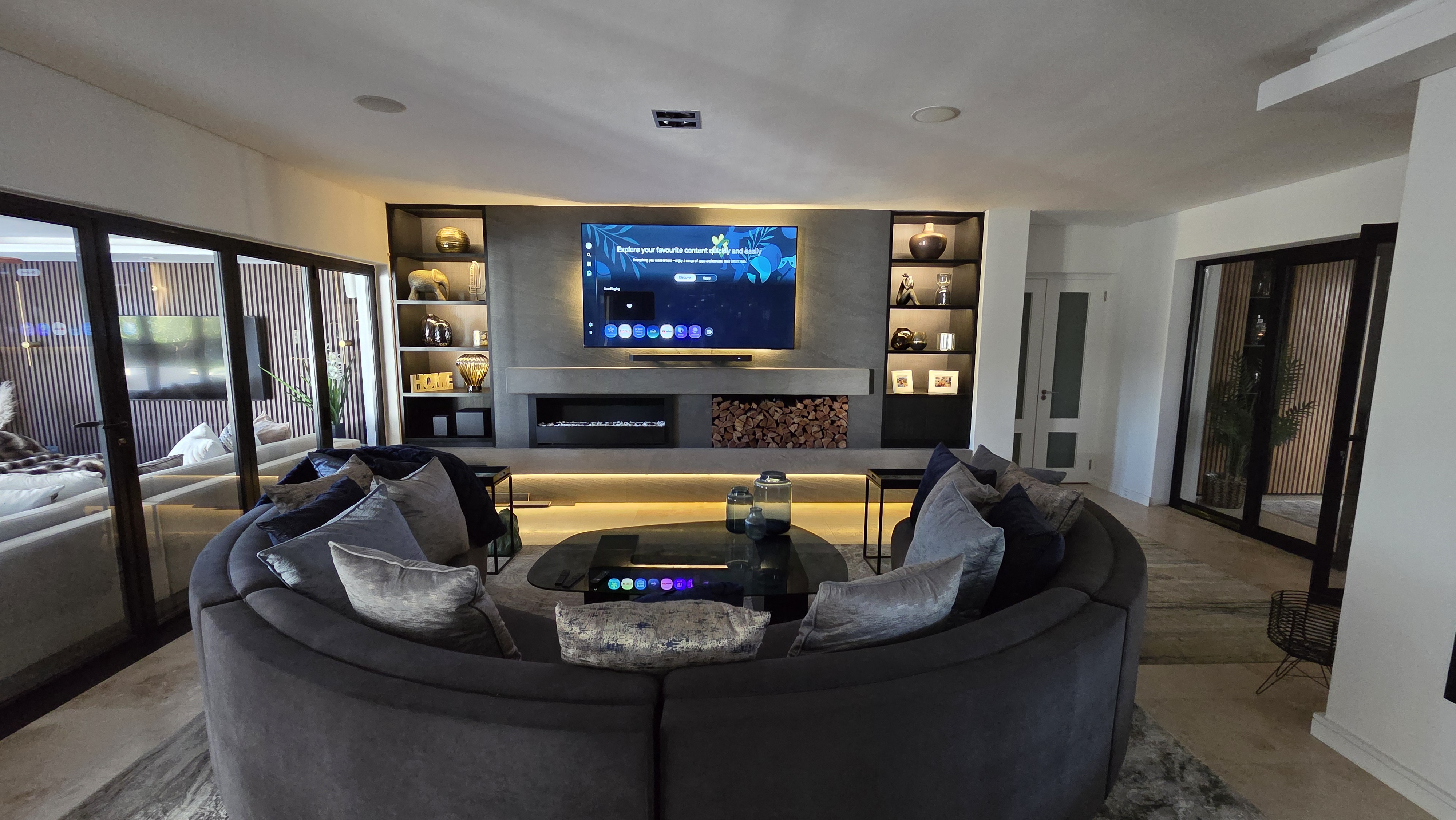 House Boyce Media Wall
